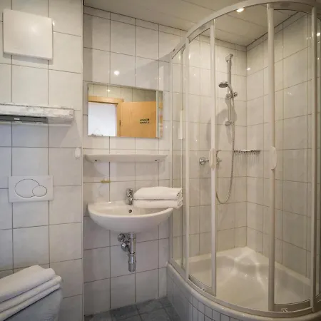 Erich Brixen * Brixen im Thale